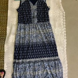 Sleeveless tiered dress.